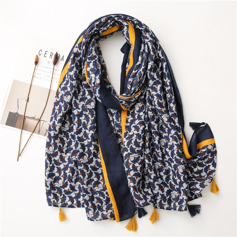 Vintažinis šilkinis skiautinis šalikas